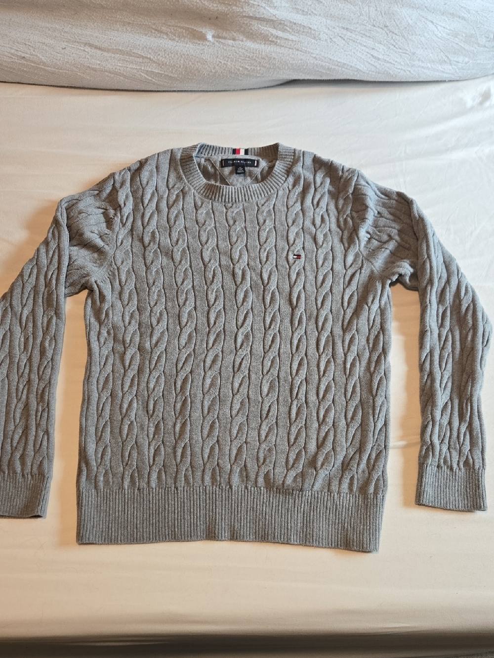 Tommy Hilfiger Light Gray Cable Knit Crewneck Sweater